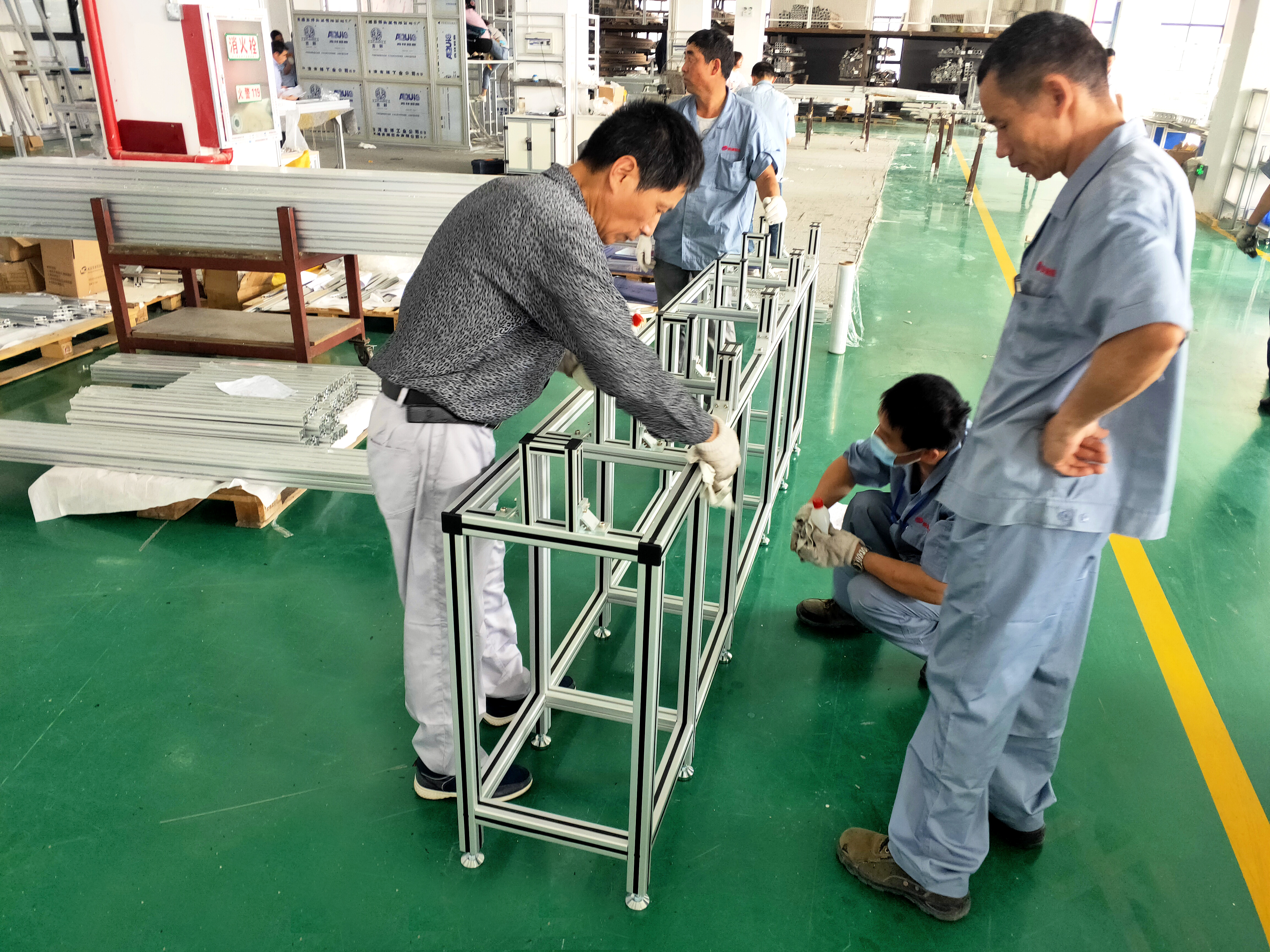 工業(yè)鋁型材圍欄，不同客戶的加工方案