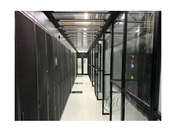 安全防護(hù)護(hù)欄，用鋁型材制作的好處