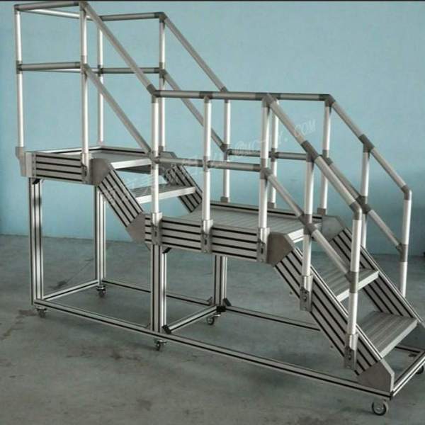 鋁型材定制踏臺的優(yōu)點有哪些？