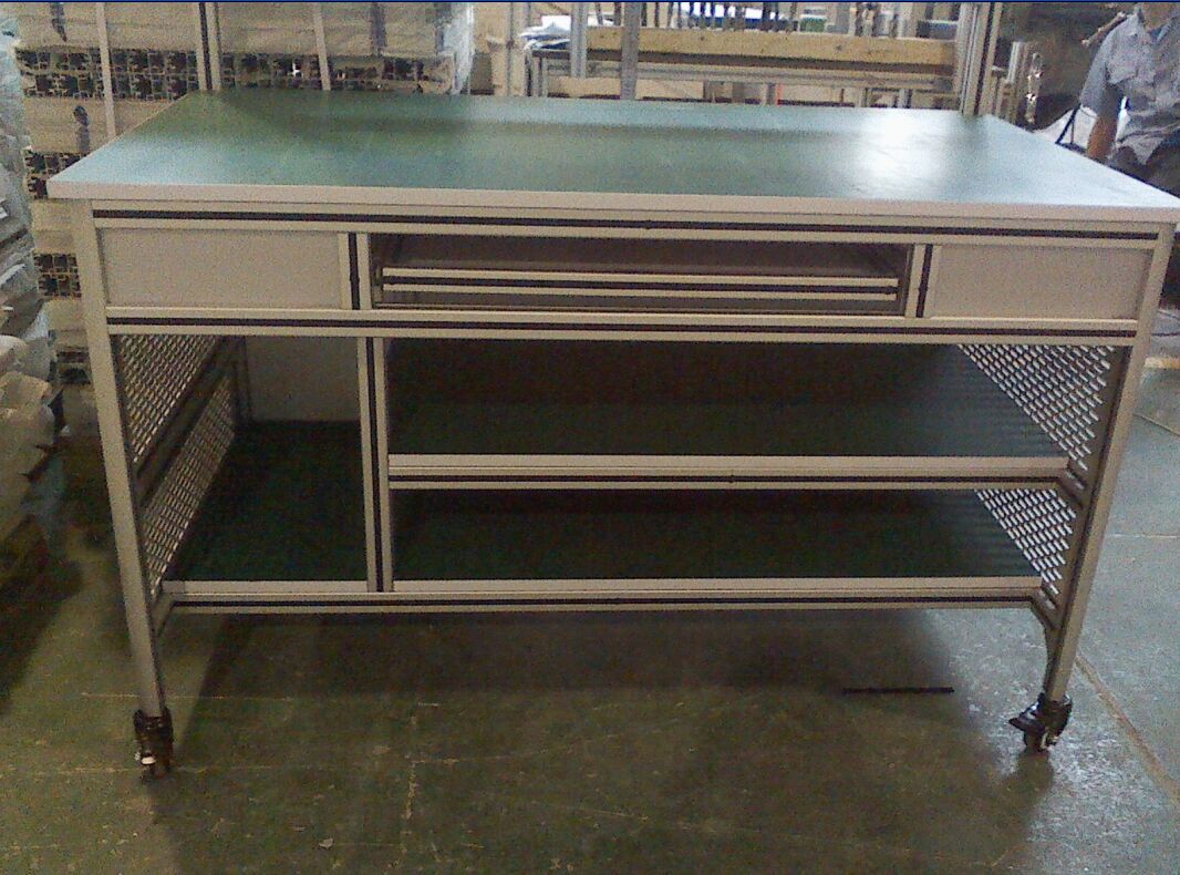 定制檢驗臺工作臺，現(xiàn)在流行鋁材質(zhì)