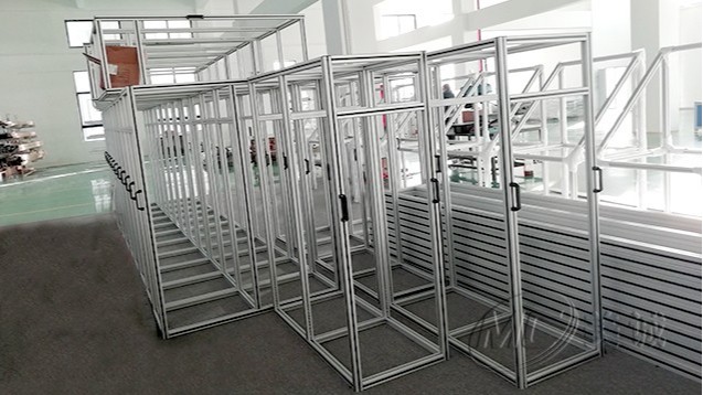 鋁型材設(shè)備防護框架